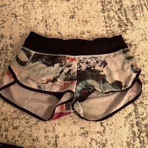 Lululemon marbled shorts